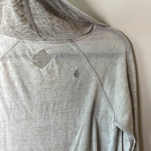 Volcom fleece lightweight long sleeve with Hood - Picture 5 of 7